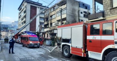 Наградиха пожарникари в Смолян по повод професионалния им празник