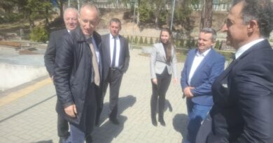 Министърът на образованието Красимир Вълчев беше на посещение в Смолян