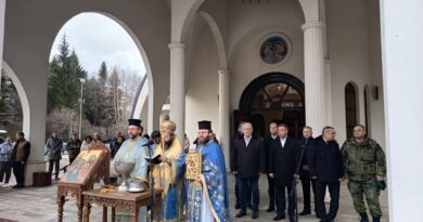Православните християни в Смолянско отбелязаха тържествено Богоявление