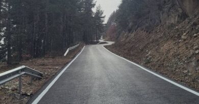 Община Баните ремонтира основно пътя Баните-Вишнево-Гълъбово